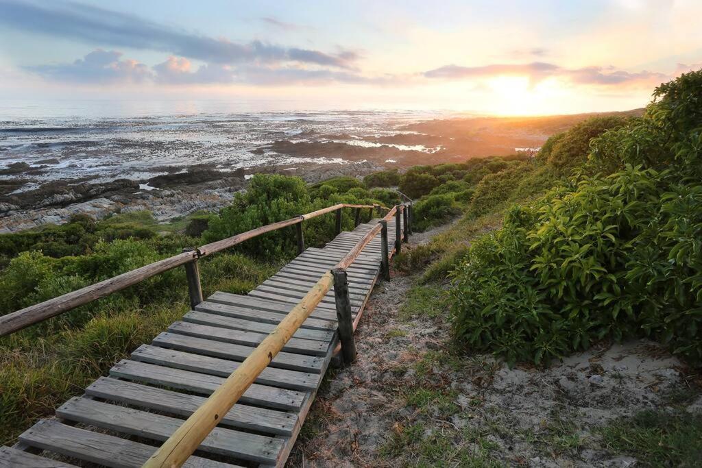 Mountain And Sea Cottage Hermanus Exterior foto