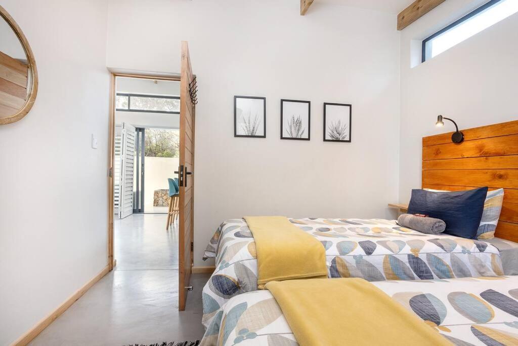 Mountain And Sea Cottage Hermanus Exterior foto